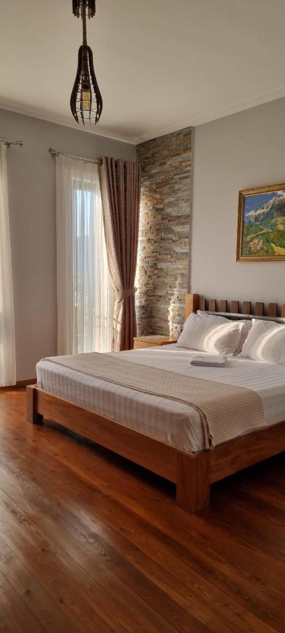 Nurellari Winery Cellar And Guest House Berat Extérieur photo